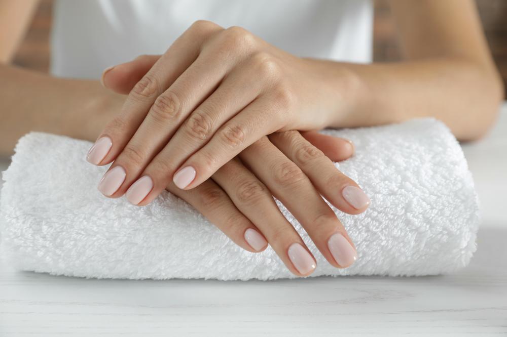 ONGLES VERNIS